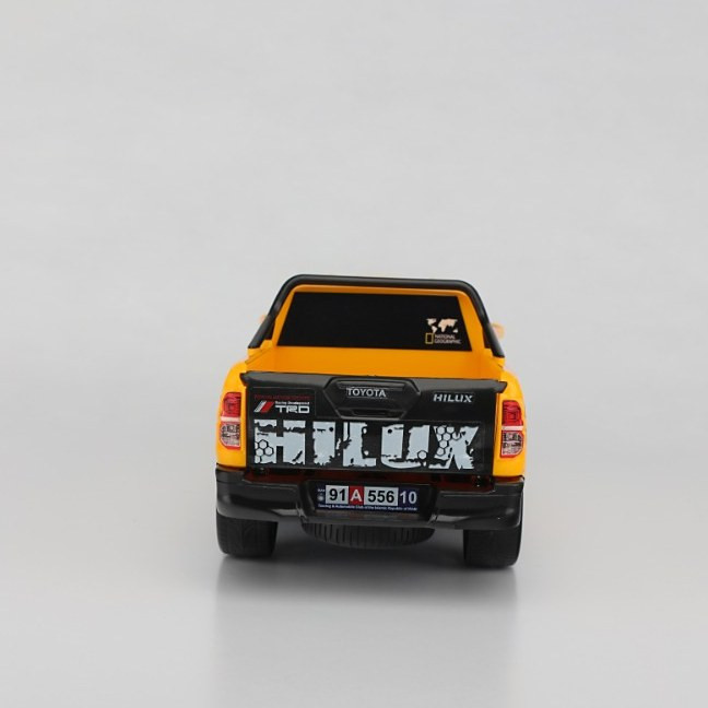 ماشین اسباب بازی قدرتی هایلوکس HILUX مدل آفرود